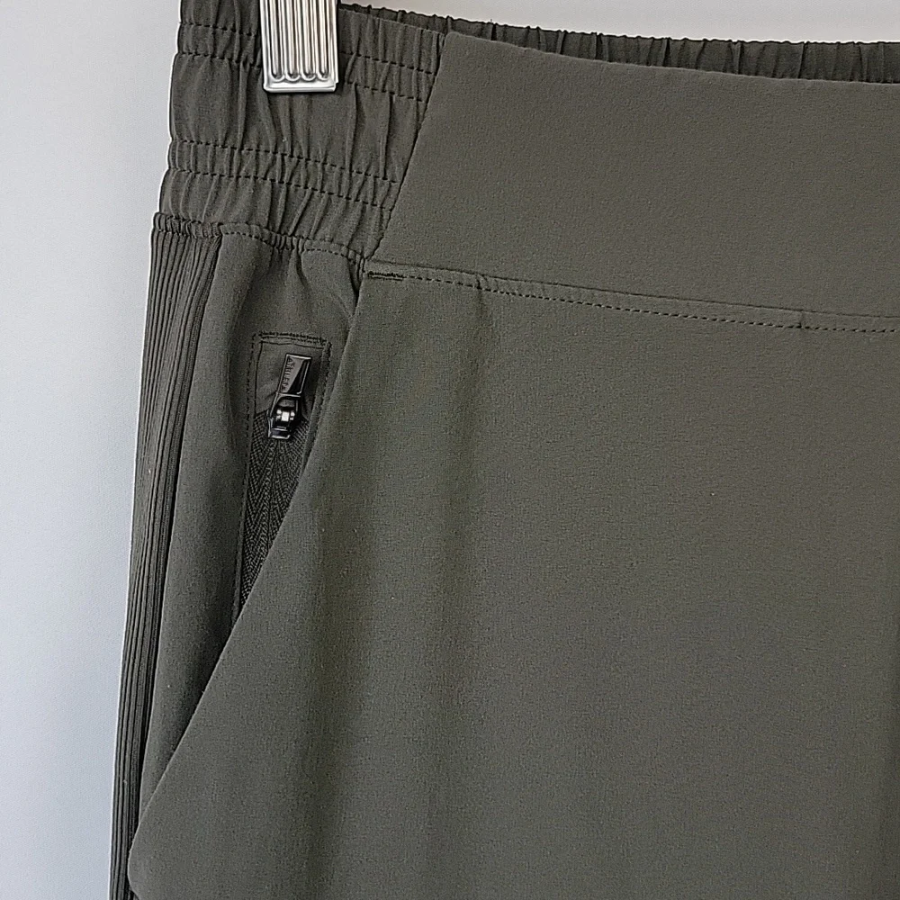 Athleta Brooklyn Jogger Olive Green Size 2